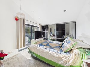 Photo 27- click for photo gallery